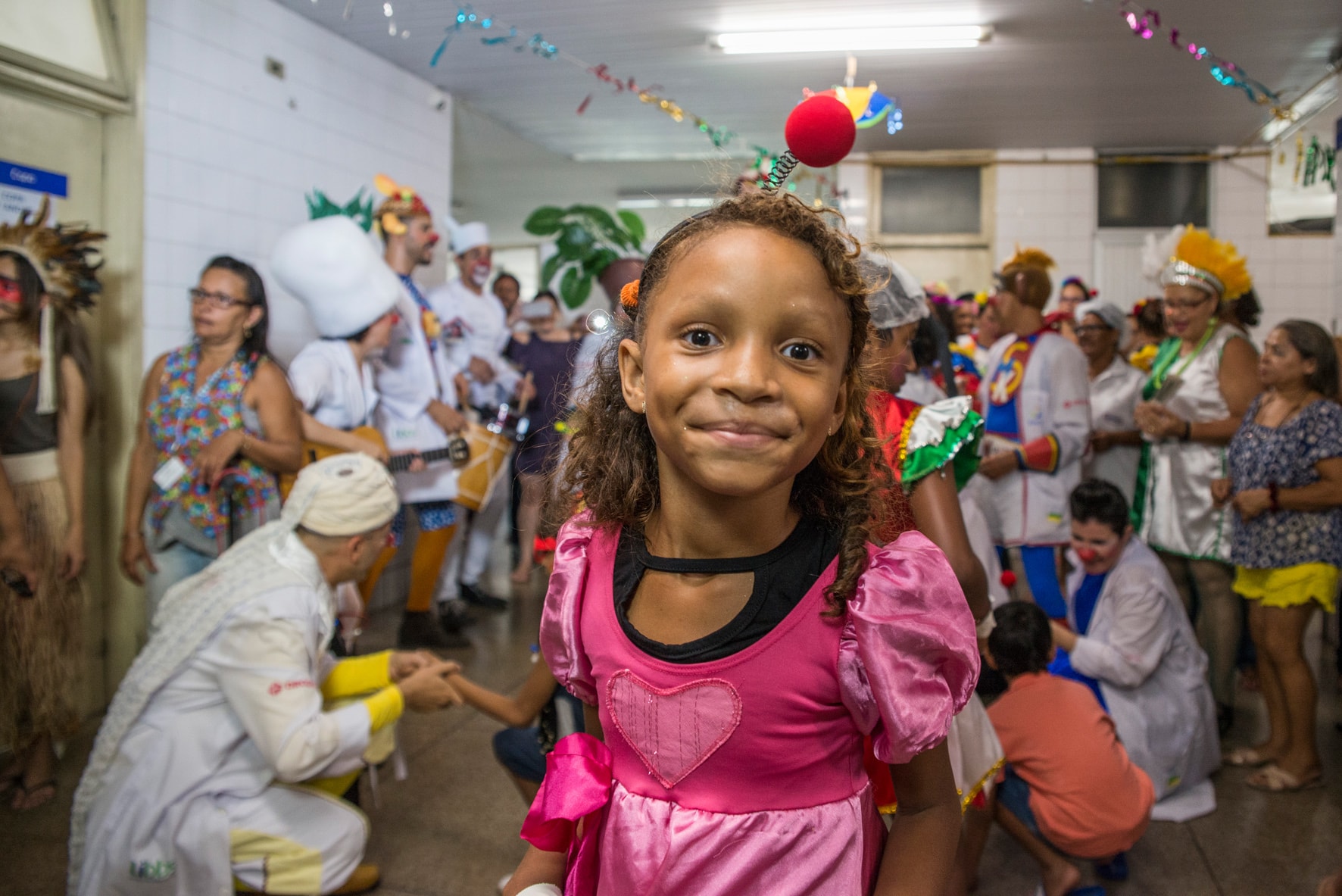 Doutores da Alegria celebra carnaval com três blocos em hospitais públicos