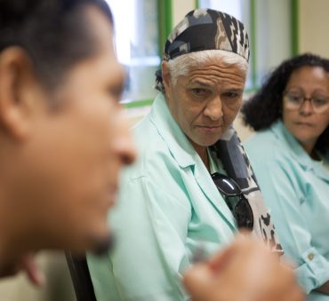 Teatro, palhaço e música compõem programação de abril no Plateias Hospitalares